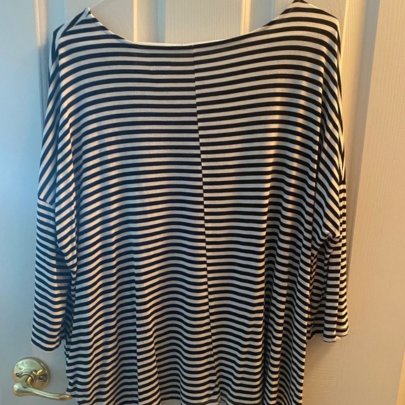 Bow Neck Tunic - Picture 2 of 6